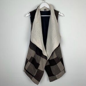 JUSTIQUE Shearling Faux Fur Sherpa Fleece Lined Brown Plaid Check Wool Vest